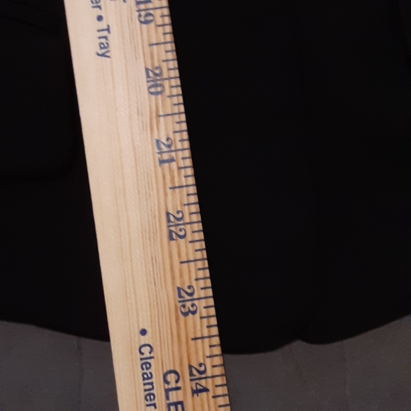 MAGGY LONDON, Blk, 3 Button, Polyester Blazer, Size 4 - Picture 6 of 11